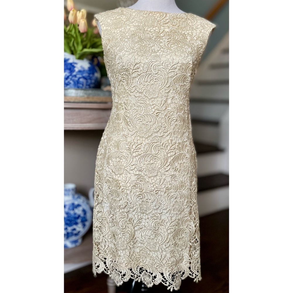 Ralph Lauren marscapone creme lace sheath dress. Sz 2 fully lined.